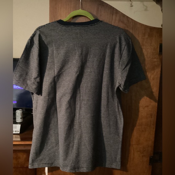 NWT, Men’s Tee …. - Picture 2 of 4